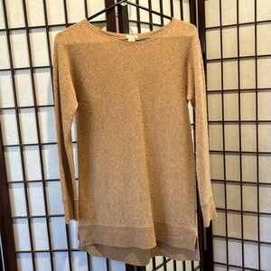 Halogen cashmere camel sweater in xs